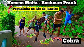 Pegadinha: Susto duplo com o homem moita e a cobra assustando pessoas no Rio de Janeiro